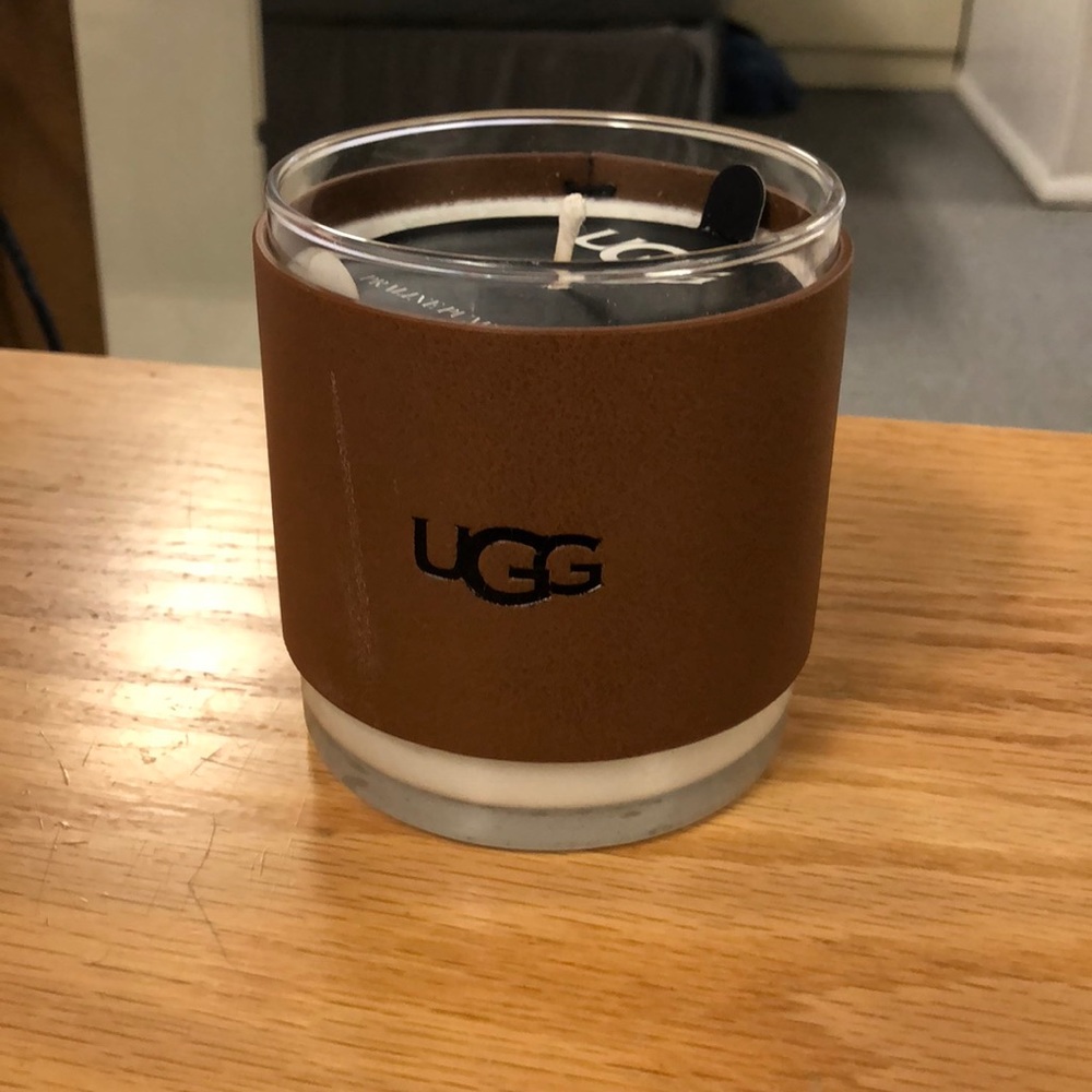 UGG CANDLE